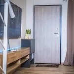 Loft Lux Living - 7 Minutes From Center *