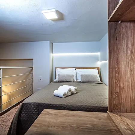 Loft Lux Living - 7 Minutes From Center * Volos