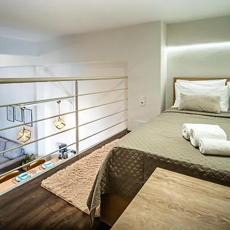 Lägenhet Loft Lux Living - 7 Minutes From Center *