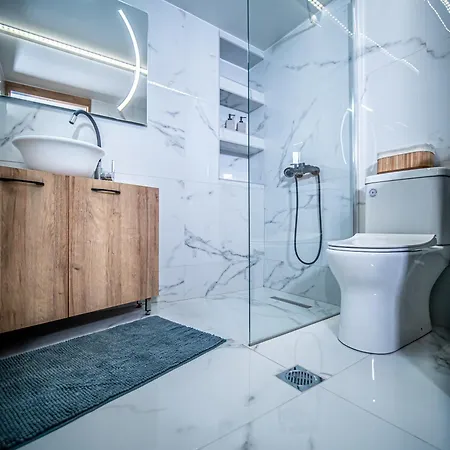 Lägenhet Loft Lux Living - 7 Minutes From Center Volos