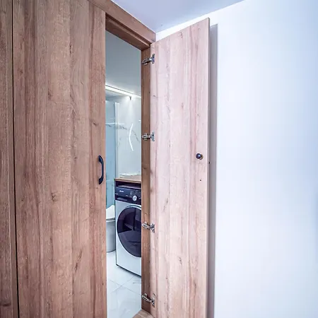 Lägenhet Loft Lux Living - 7 Minutes From Center *